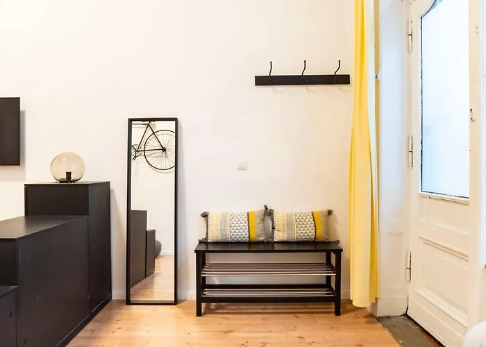 Spacious Two Br Plus Ac Plus Selfcheckin